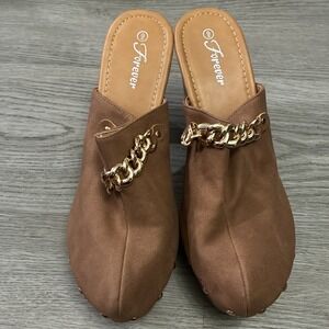 Forever Brown Chain Link wedges Platform Clogs | Size 9